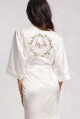 Chic Personalized Bride Night Robe: Flaunt Your Role with Style in this 3/4 Sleeve V-Neck Robe! (Personalization Available)