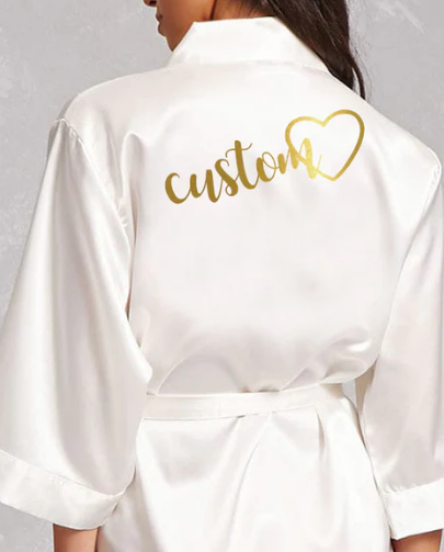 Chic Personalized Bride Night Robe: Flaunt Your Role with Style in this 3/4 Sleeve V-Neck Robe! (Personalization Available)