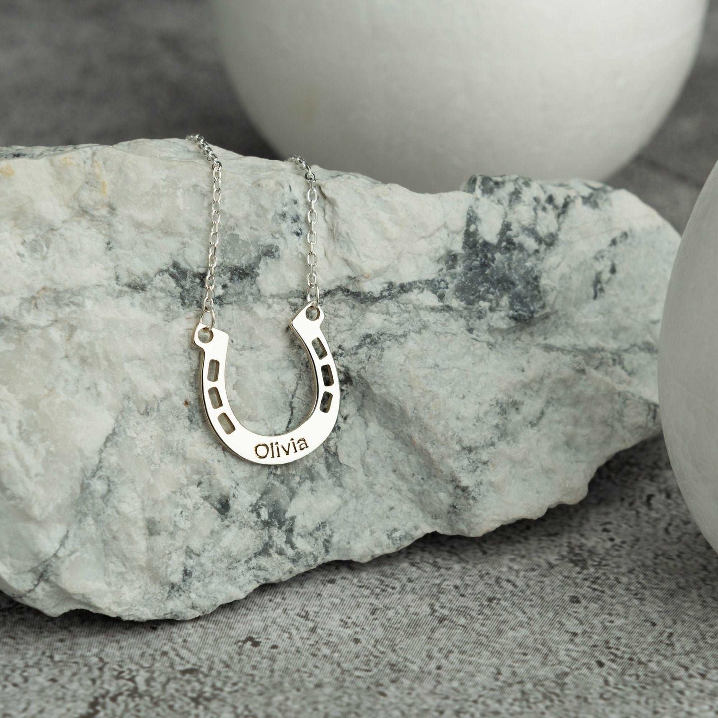 Horseshoe Necklace